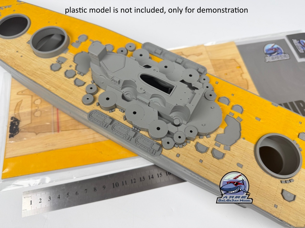 1/350 Scale Wooden Deck Maskin – Model Kit Yamato Bewertung und Preis