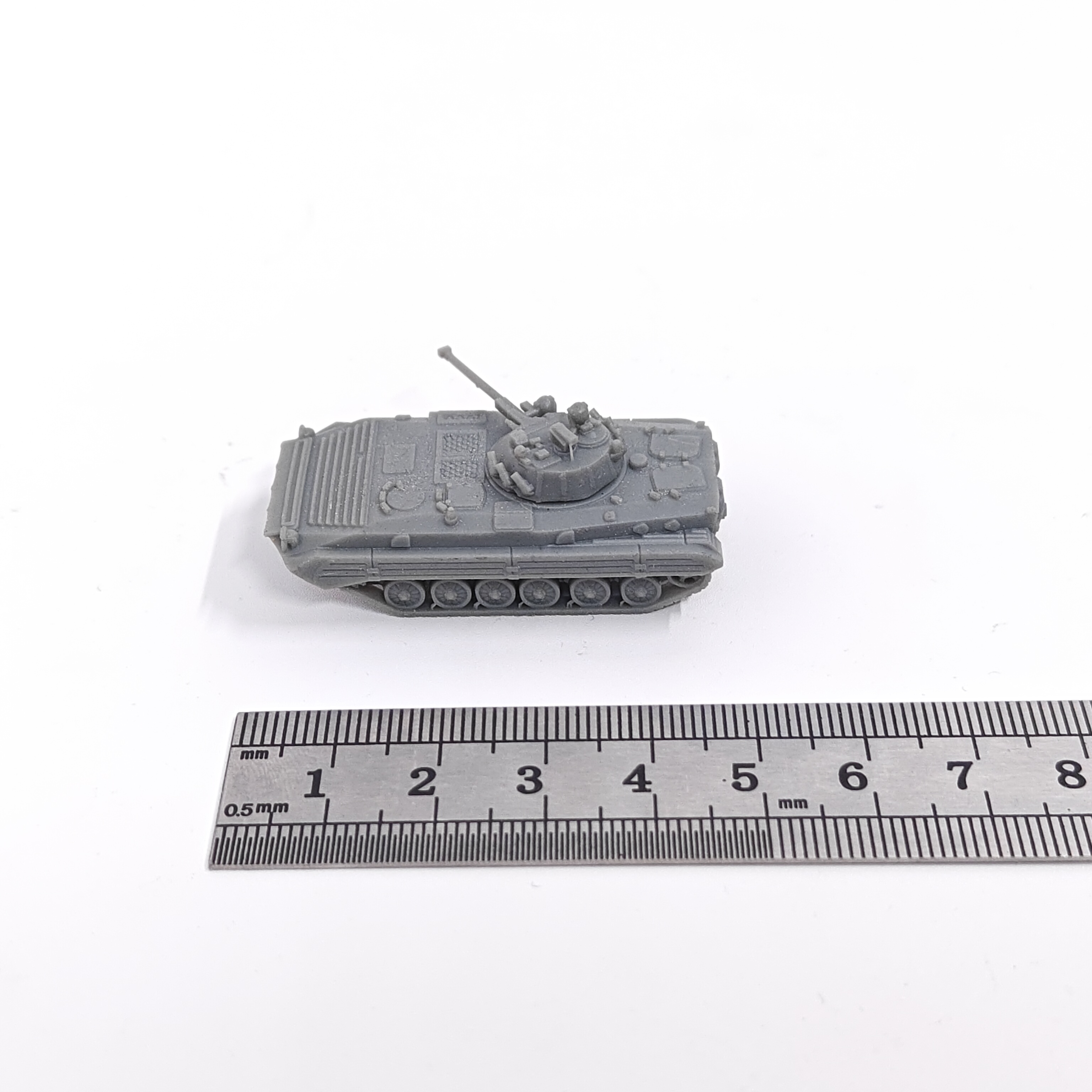 1/144 Scale BMP-2 Fighting Veh – Model Kit Baki Bewertung und Preis